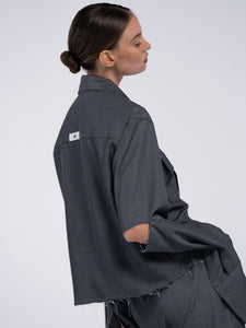 DENIM RAW CROPPED SHIRT