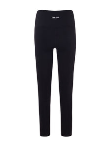 PITCH BLACK BOTTOM